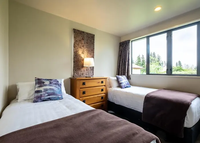 *** Lake Villa 459 ***